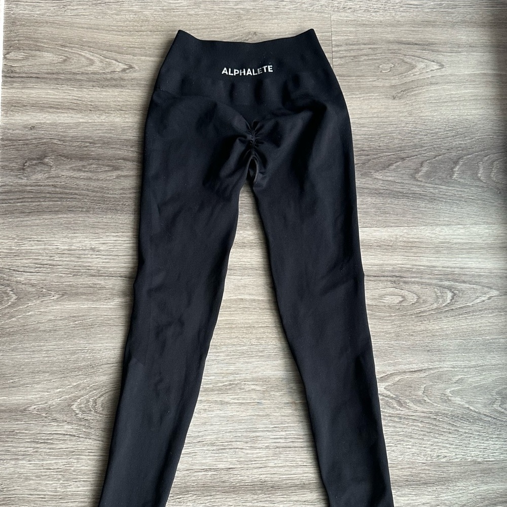 Alphalete Amplify Gravity Black Leggings